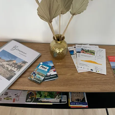 Apartment Les Rives Du Chateau, 90m2, Vue Sur Le Canal *